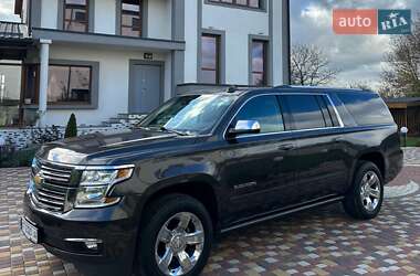 Chevrolet Suburban  2015