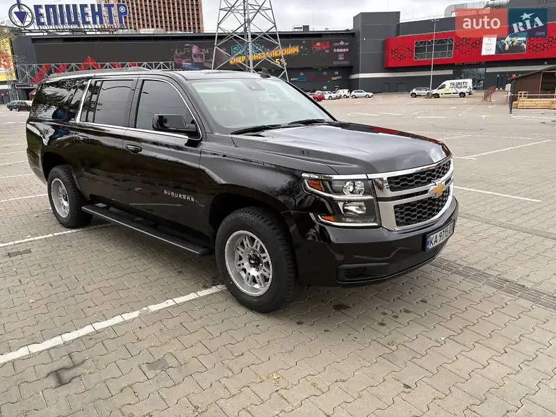 Chevrolet Suburban 2016