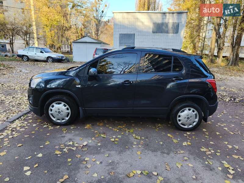 Внедорожник / Кроссовер Chevrolet Tracker 2014 в Киеве