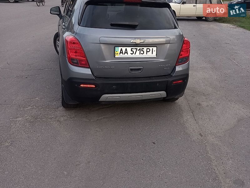 Внедорожник / Кроссовер Chevrolet Tracker 2014 в Василькове
