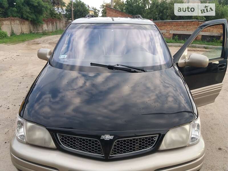 Мінівен Chevrolet Trans Sport