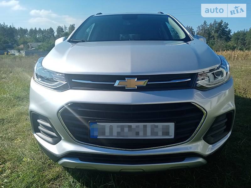 Внедорожник / Кроссовер Chevrolet Trax