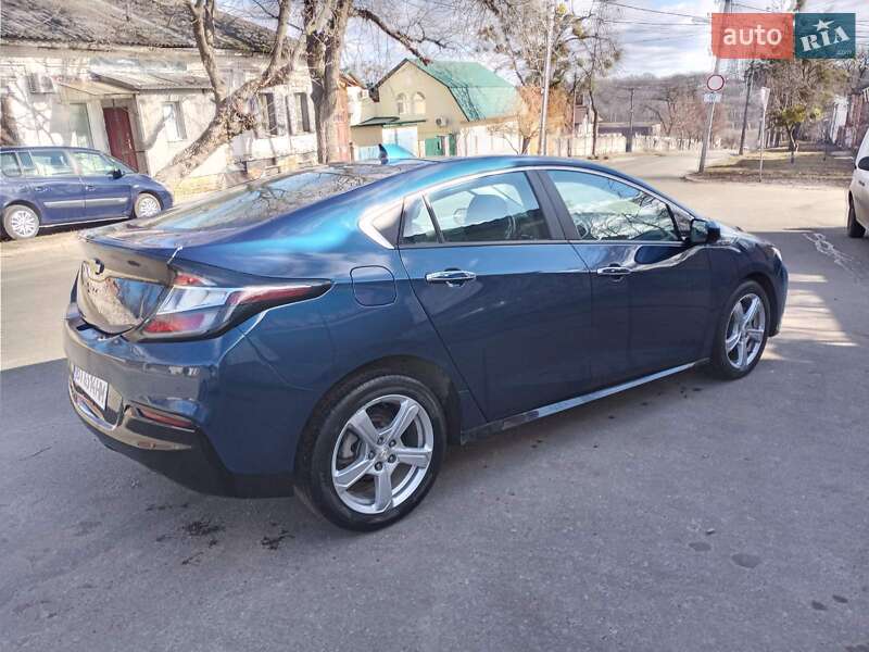 Универсал Chevrolet Volt 2018 в Полтаве