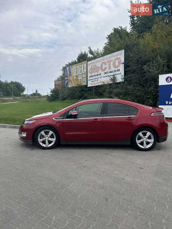 Хэтчбек Chevrolet Volt 2013 в Киеве фото Хэтчбек Chevrolet Volt 2013 в Киеве