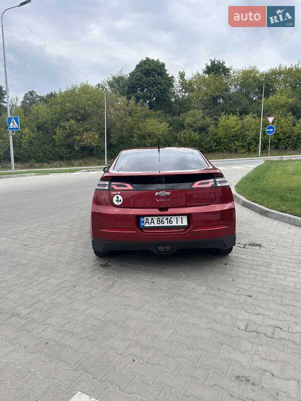 Хэтчбек Chevrolet Volt 2013 в Киеве фото 3 Хэтчбек Chevrolet Volt 2013 в Киеве