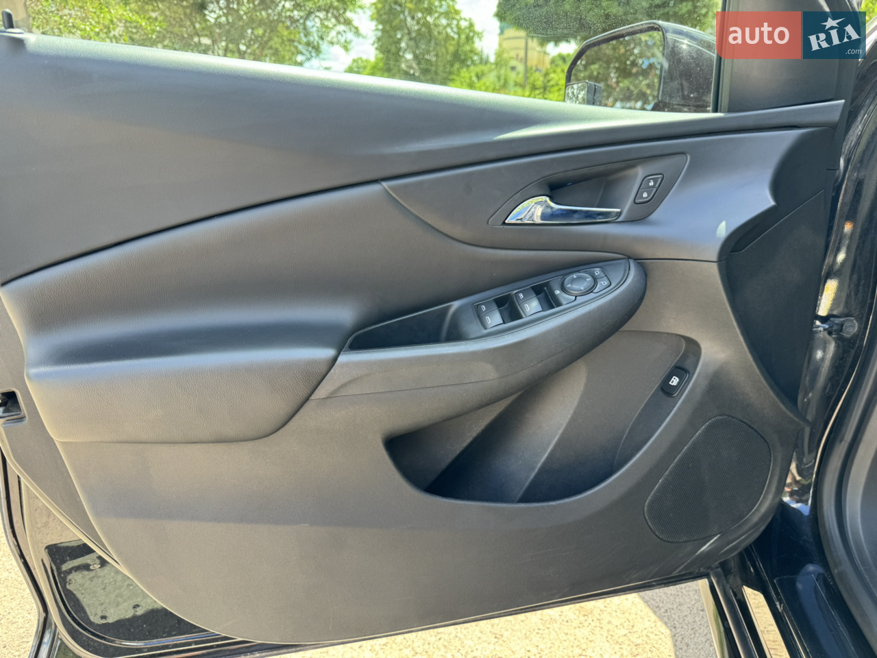 2016 Chevrolet Volt - мініатюра 4