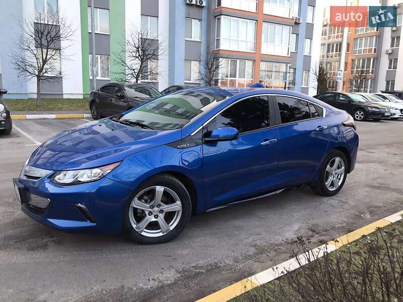 Легковые Chevrolet Volt