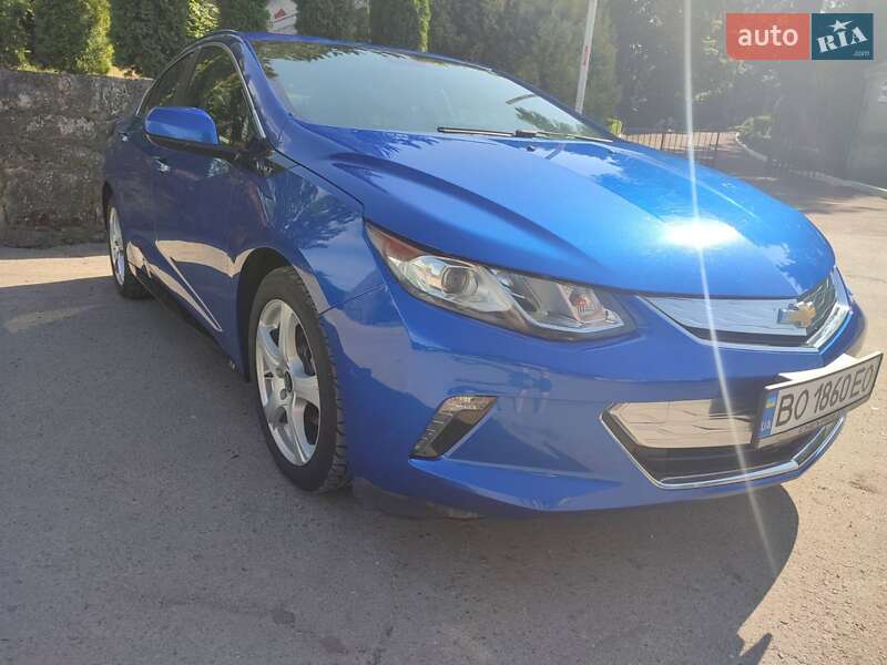 Хэтчбек Chevrolet Volt 2016 в Тернополе