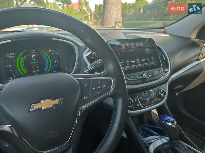 Хэтчбек Chevrolet Volt 2016 в Тернополе