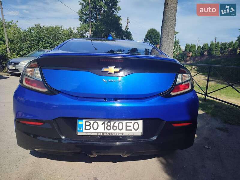 Хэтчбек Chevrolet Volt 2016 в Тернополе