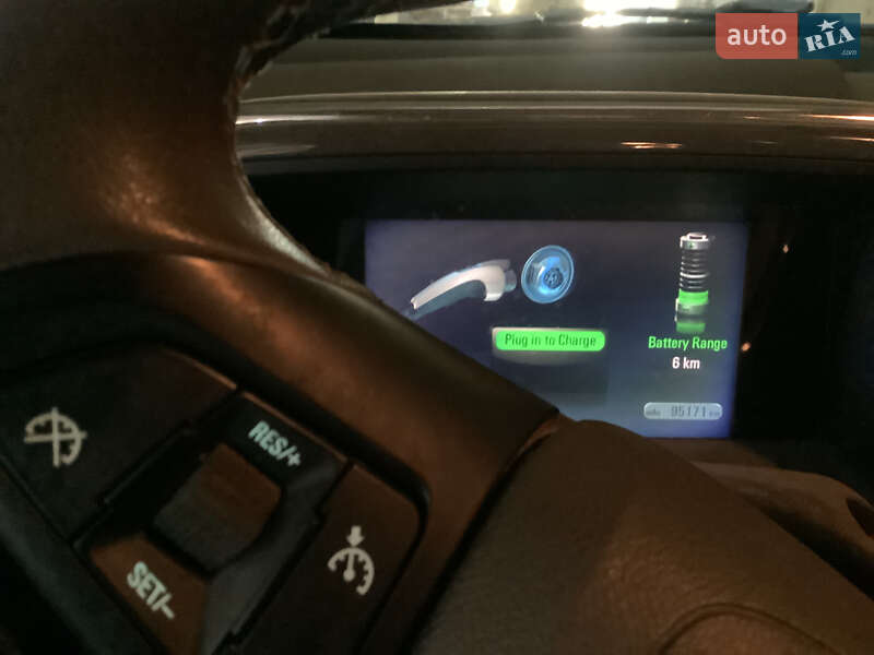 Хетчбек Chevrolet Volt 2012 в Чутовому