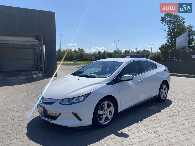 Хэтчбек Chevrolet Volt 2016 в Львове