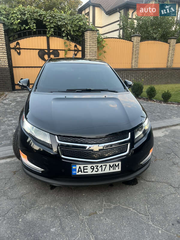 Хетчбек Chevrolet Volt 2013 в Дніпрі