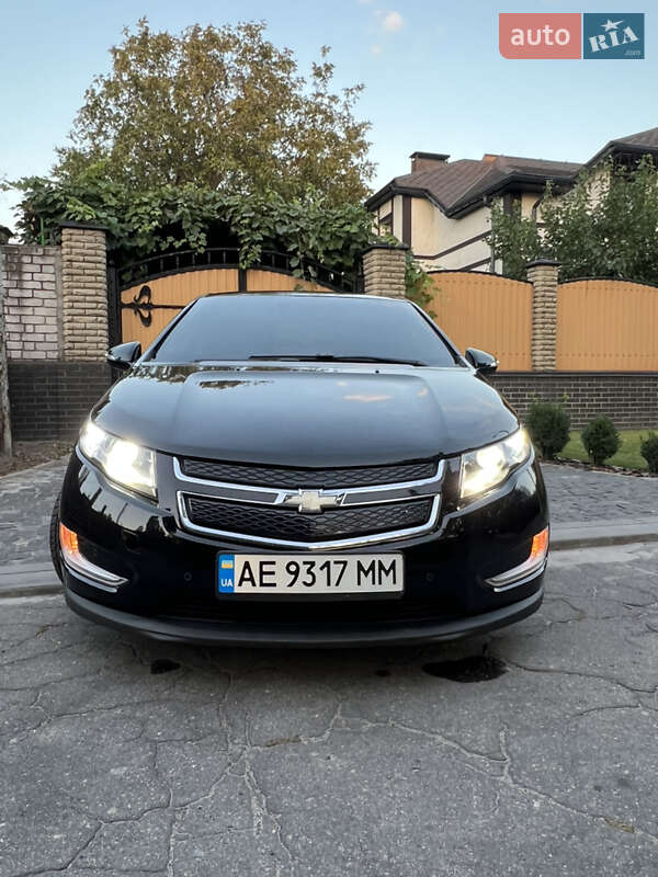 Хетчбек Chevrolet Volt 2013 в Дніпрі