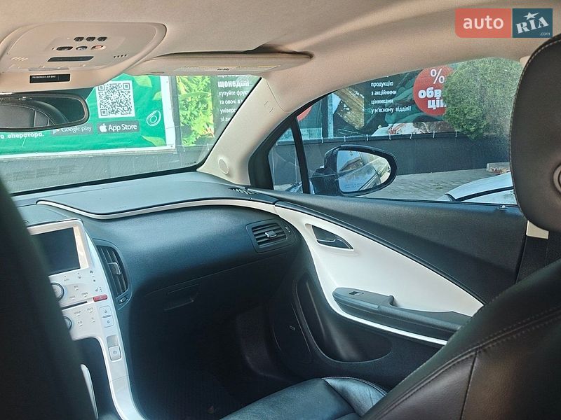 Хэтчбек Chevrolet Volt 2014 в Николаеве