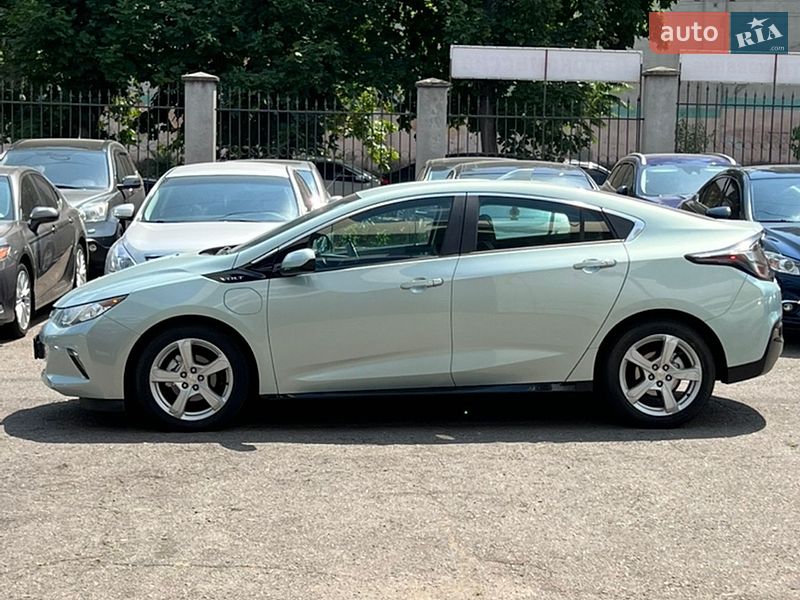 Хэтчбек Chevrolet Volt 2018 в Одессе