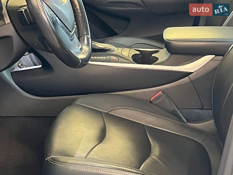 Хэтчбек Chevrolet Volt 2018 в Одессе