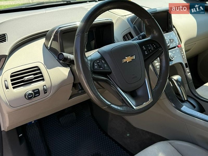 Хетчбек Chevrolet Volt 2014 в Кривому Розі
