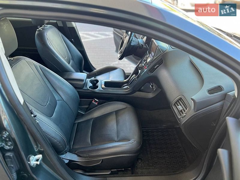 Хетчбек Chevrolet Volt 2012 в Одесі