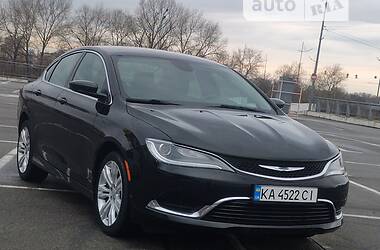 Chrysler 200  2015