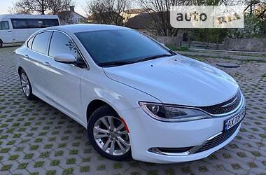 Chrysler 200  2016