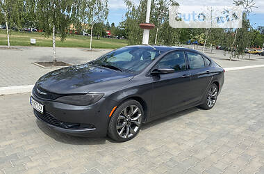 Chrysler 200  2016