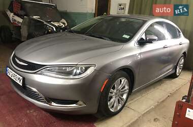 Chrysler 200  2015