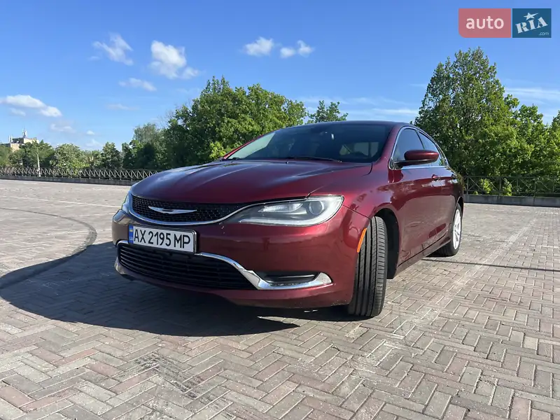 Chrysler 200