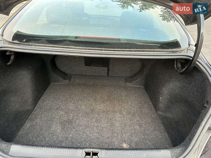 Седан Chrysler 200 2015 в Тетиеве