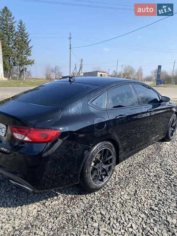 Chrysler 200 2016