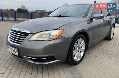 Chrysler 200  2013