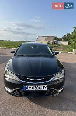 Chrysler 200  2015