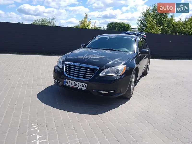 Chrysler 200 2013