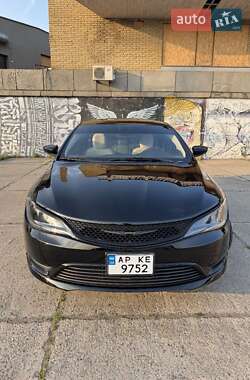 Chrysler 200  2015