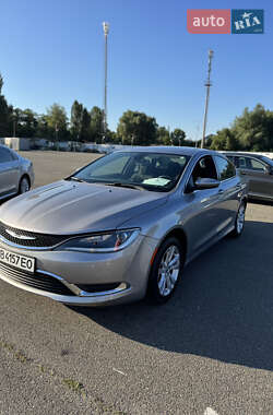 Chrysler 200  2015