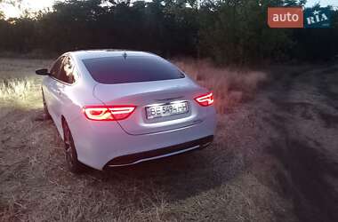Chrysler 200  2014
