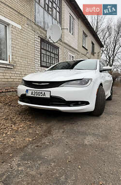 Chrysler 200  2014