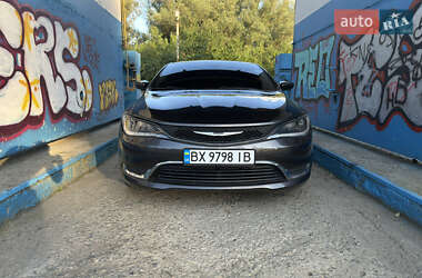 Chrysler 200  2015