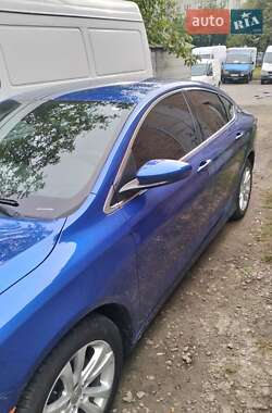 Chrysler 200  2015