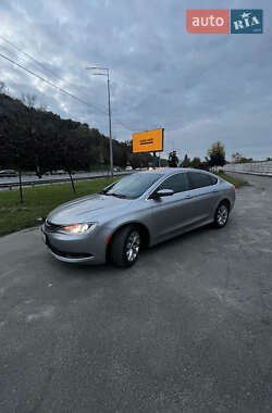 Chrysler 200  2015