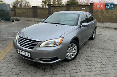 Chrysler 200 200 2014