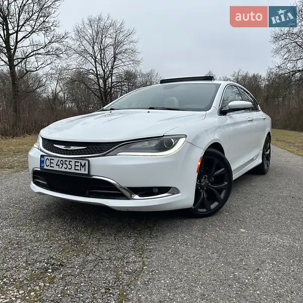 Chrysler 200