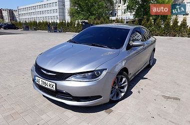 Chrysler 200  2014