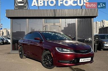 Chrysler 200  2015
