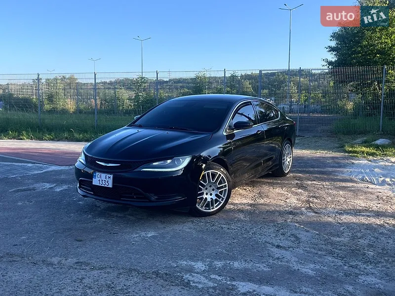 Chrysler 200
