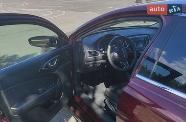 Седан Chrysler 200 2015 в Одессе
