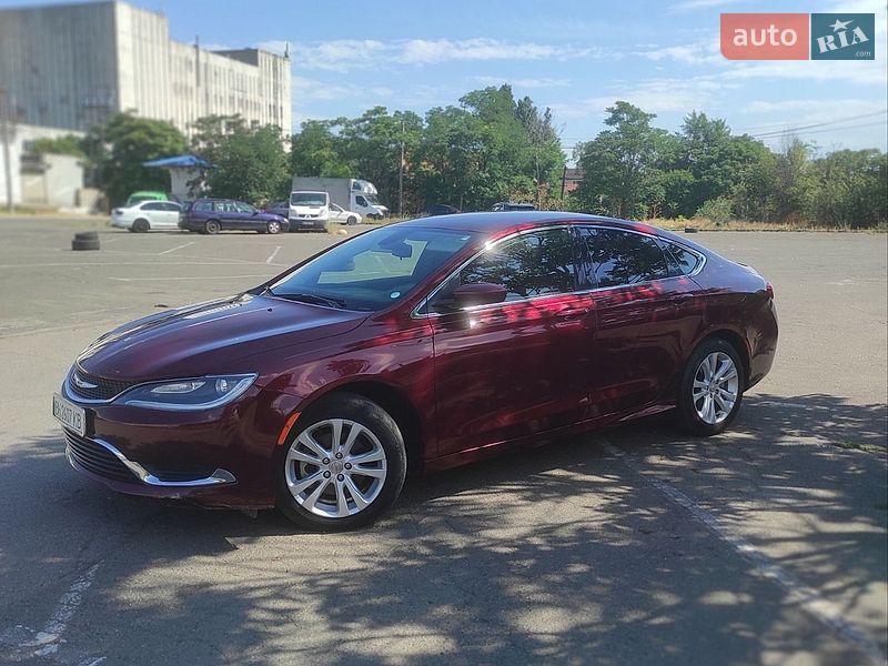 Седан Chrysler 200 2015 в Одессе