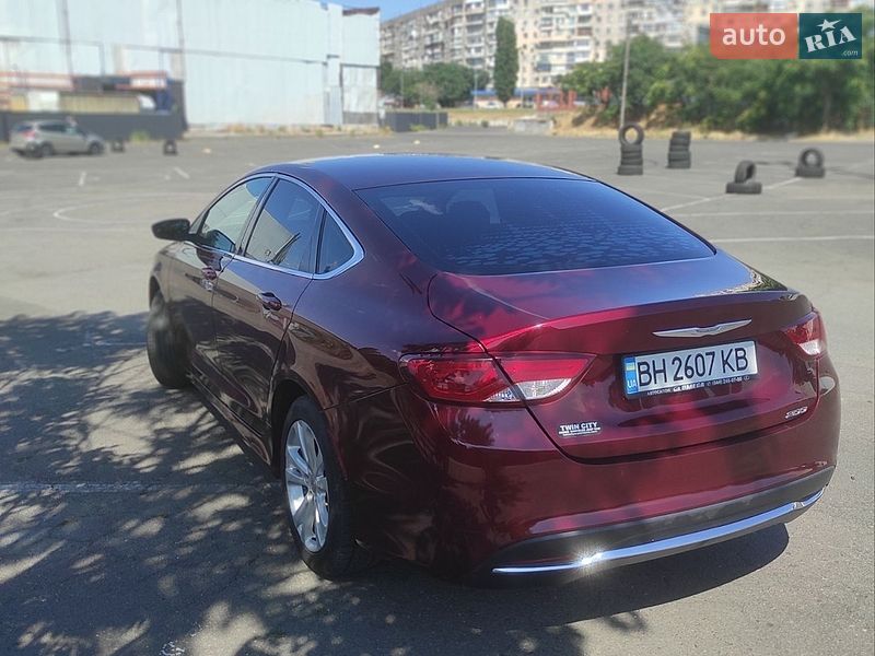 Седан Chrysler 200 2015 в Одессе