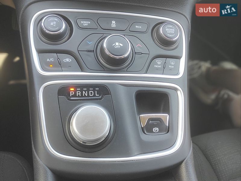 Седан Chrysler 200 2015 в Одессе