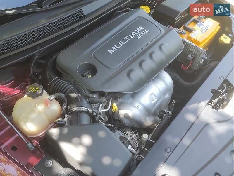 Седан Chrysler 200 2015 в Одессе